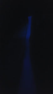 Leuchtende Tischplatte mit blauem lumentics-Leuchtpulver